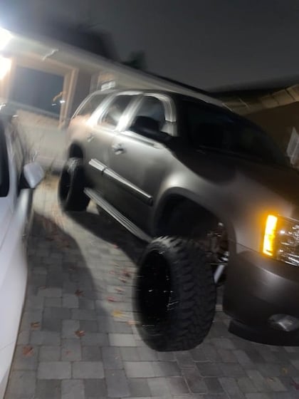 7.5 Inch Lifted 2008 Chevy Tahoe 2WD