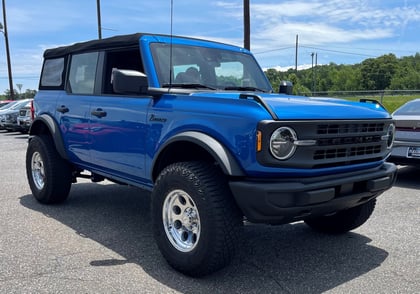 2 inch Lifted 2022 Ford Bronco 4WD