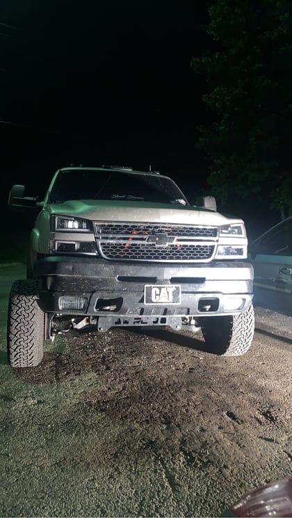 6 Inch Lifted 2005 Chevy Silverado 2500 HD 4WD