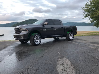 2.5 inch Lifted 2015 Ram 1500 4WD