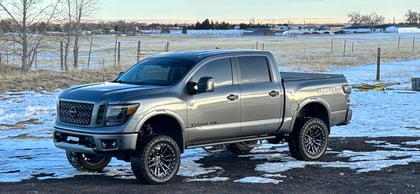 6 Inch Lifted 2019 Nissan Titan 4WD