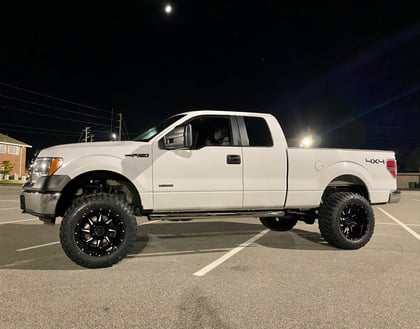 6 Inch Lifted 2014 Ford F-150 4WD