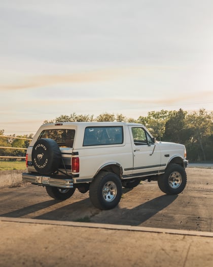 4 Inch Lifted 1995 Ford Bronco 4WD