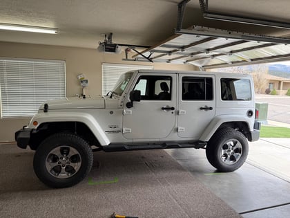2.5 inch Lifted 2016 Jeep Wrangler Unlimited Sahara 4WD