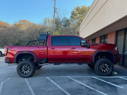 7 Inch Lifted 2025 GMC Sierra 2500 HD 4WD