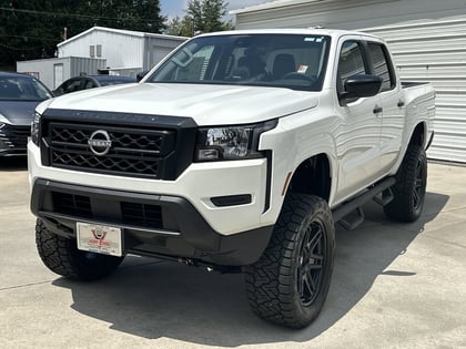 6 Inch Lifted 2024 Nissan Frontier 4WD