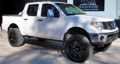 6 Inch Lifted 2007 Nissan Frontier
