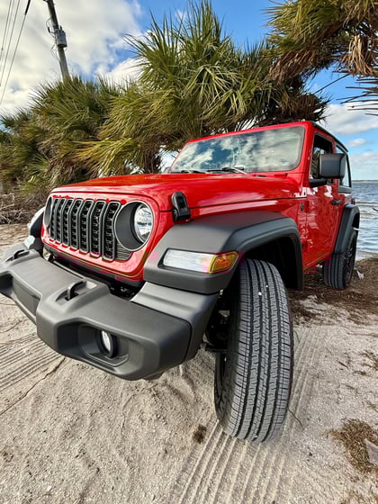 2025 Jeep Wrangler 4WD