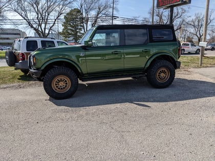 2 inch Lifted 2021 Ford Bronco 4WD
