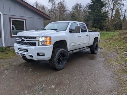 3.5 Inch Lifted 2014 Chevy Silverado 2500 HD 4WD