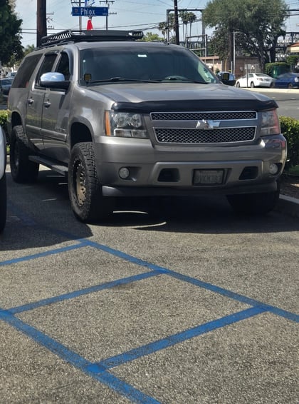 3.5 Inch Lifted 2008 Chevy Suburban 1500 4WD