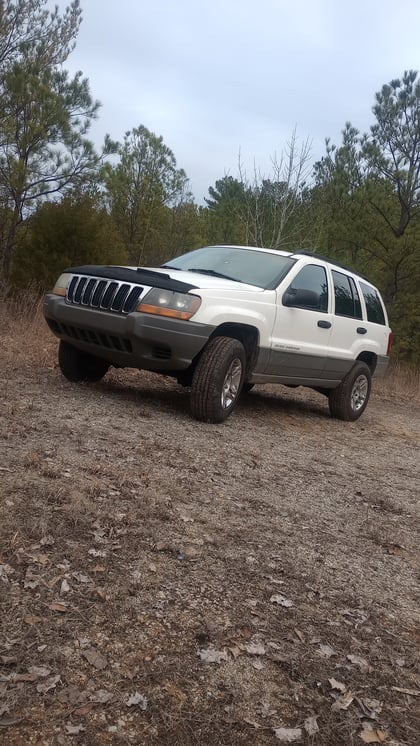 2 inch Lifted 2002 Jeep Grand Cherokee RWD