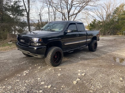 4 Inch Lifted 2002 GMC Sierra 1500 4WD