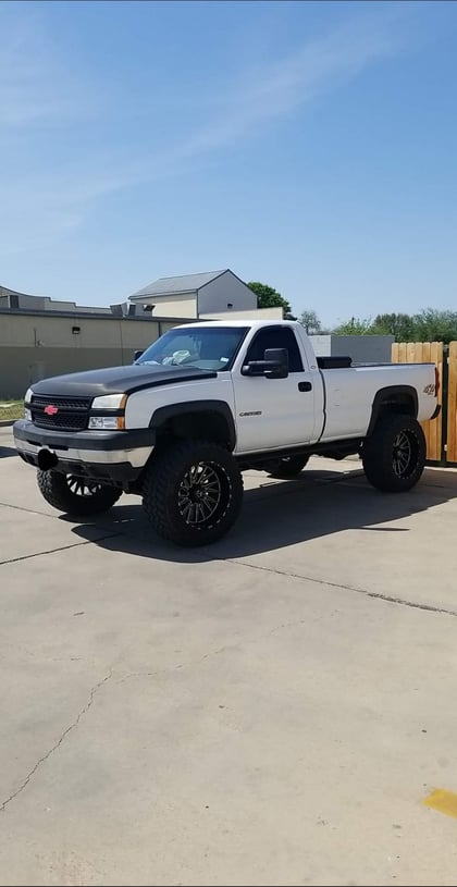 7.5 Inch Lifted 2003 Chevy Silverado 2500 HD 4WD