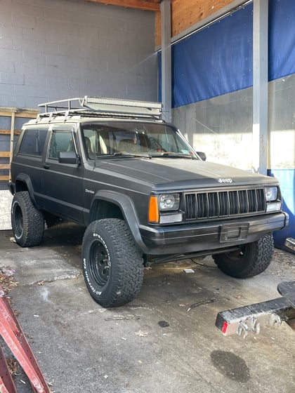 3.5 Inch Lifted 1996 Jeep Cherokee XJ 4WD