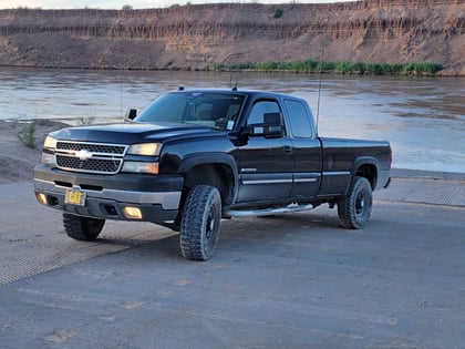 3 Inch Lifted 2005 Chevy Silverado 2500 HD RWD
