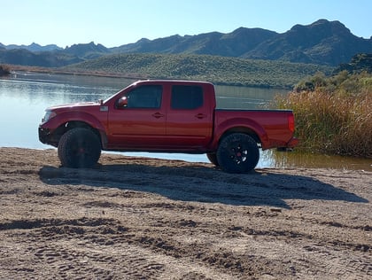 6 Inch Lifted 2016 Nissan Frontier 4WD