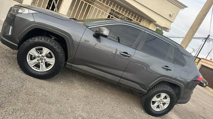 2.5 inch Lifted 2019 Toyota RAV4 AWD