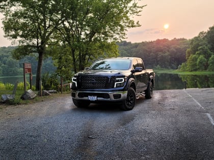 2019 Nissan Titan 4WD