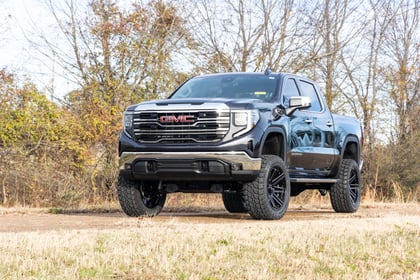 6 inch Lifted 2023 GMC Sierra 1500
