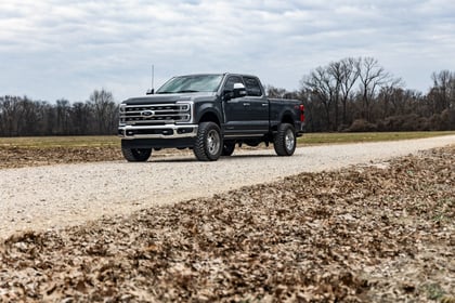 2 Inch Leveled 2023 Ford F250 Super Duty