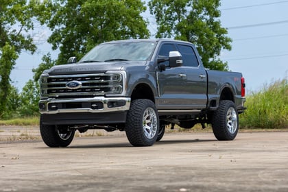 4.5 Inch Lifted 2023 Ford F250 Duper Duty