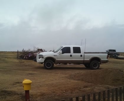 4 Inch Lifted 2002 Ford F-250 Super Duty 4WD