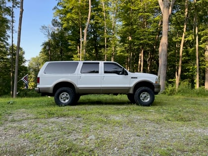 3 Inch Lifted 2003 Ford Excursion 4WD