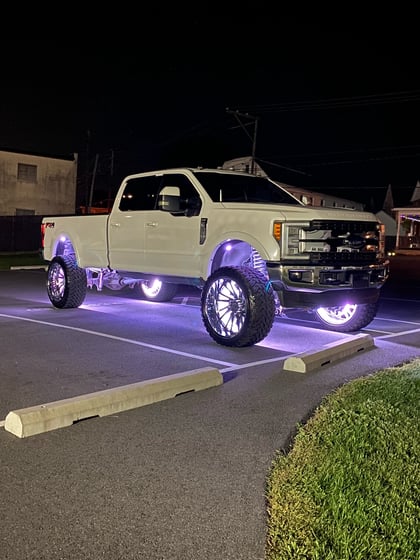 6 Inch Lifted 2017 Ford F-350 Super Duty 4WD