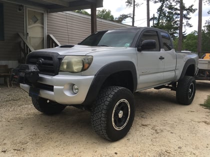 6 Inch Lifted 2005 Toyota Tacoma 4WD