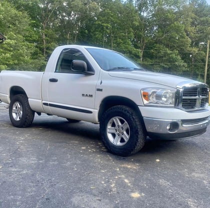 2 inch Lifted 2008 Dodge Ram 1500 RWD
