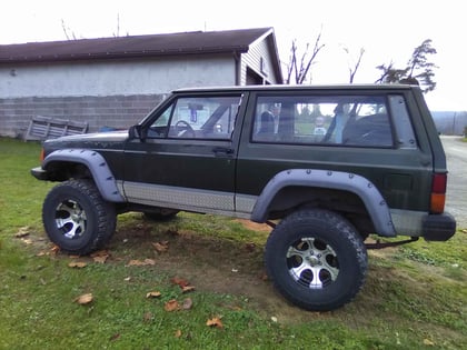 6 Inch Lifted 1996 Jeep Cherokee XJ 4WD