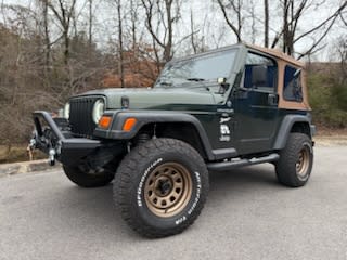 2.5 inch Lifted 1998 Jeep Wrangler 4WD