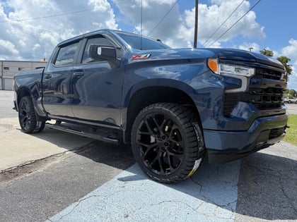 2 inch Lifted 2022 Chevy Silverado 1500 4WD