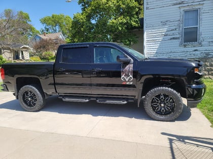 3.5 Inch Lifted 2017 Chevy Silverado 1500 4WD