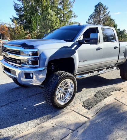 7.5 Inch Lifted 2015 Chevy Silverado 2500 HD 4WD