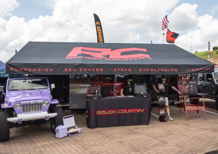 from-bed-caps-to-bumpers-rough-country-at-jeep-invasion-2025-image