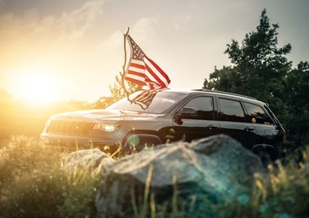 keeping-a-cool-head-on-hot-trails-survival-tips-for-off-roading-in-the-heat-image