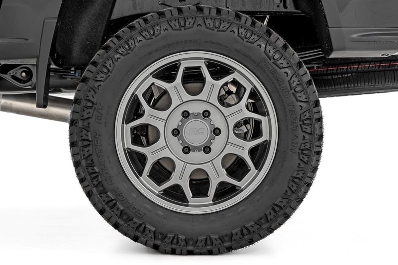 Rough Country 77 Series Wheel | One-Piece | Gunmetal Gray
