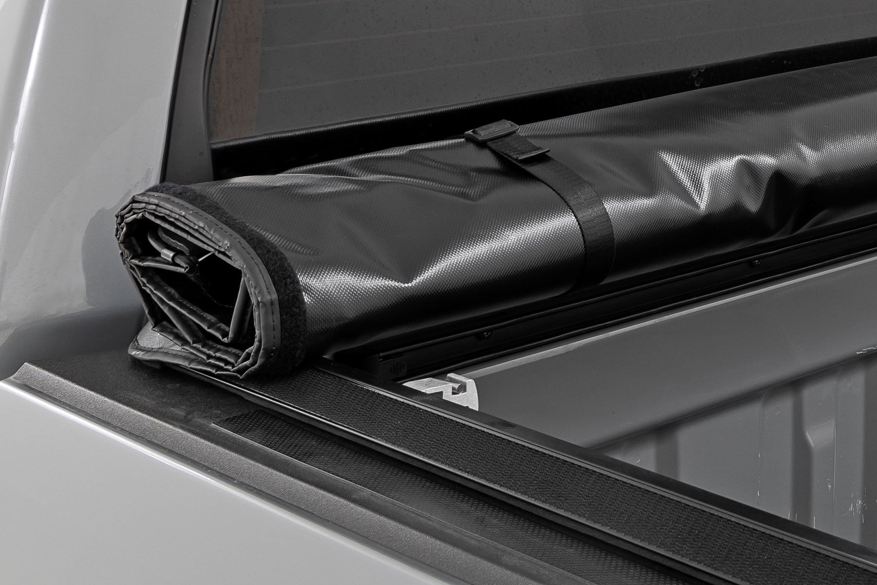 Soft Roll Up Bed Cover | 5'7" Bed | Toyota Tundra 2WD/4WD (2007-2021) — view 5