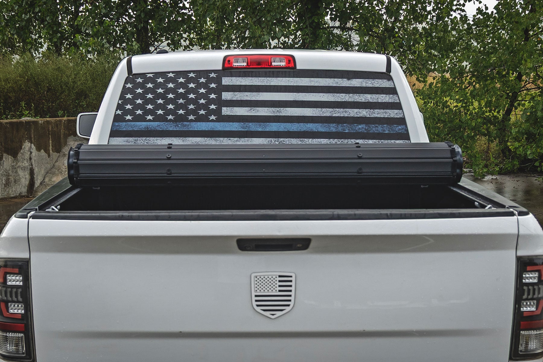 Hard Roll Up Bed Cover | 5'7" Bed | Ram 1500 (09-18)/2500 (09-26) view 6