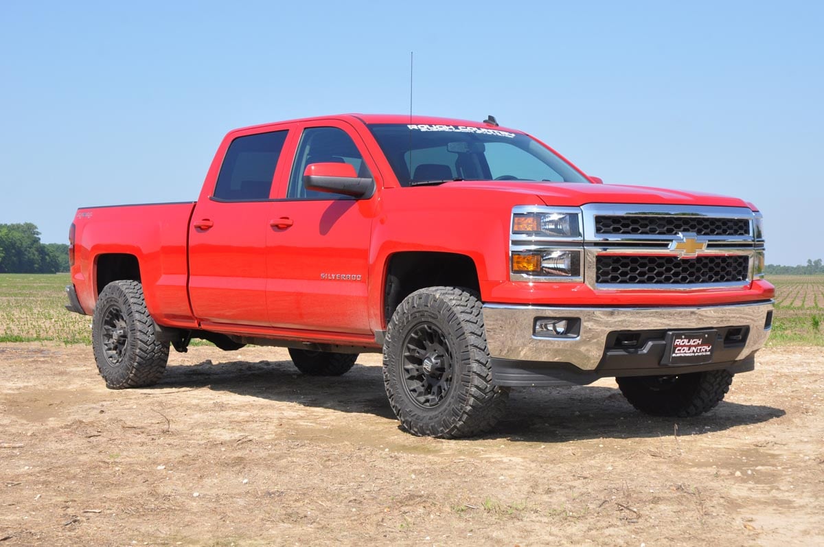 2.5 Inch Leveling Kit | Stamped Steel | Chevy/GMC Sierra 1500 (16-18)/Silverado 1500 (07-18) — view 2