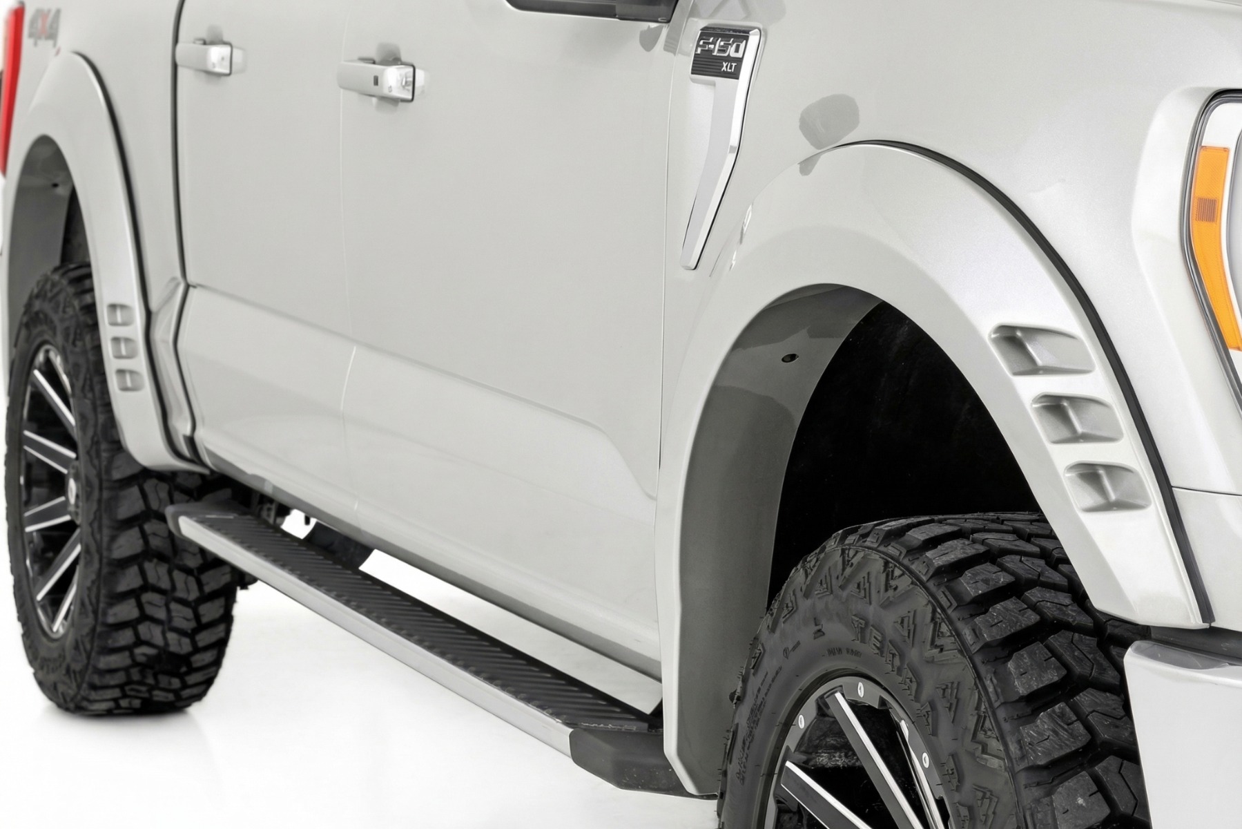 SF1 Fender Flares | A3 Space White | Ford F-150 2WD/4WD (2021-2026) — view 4