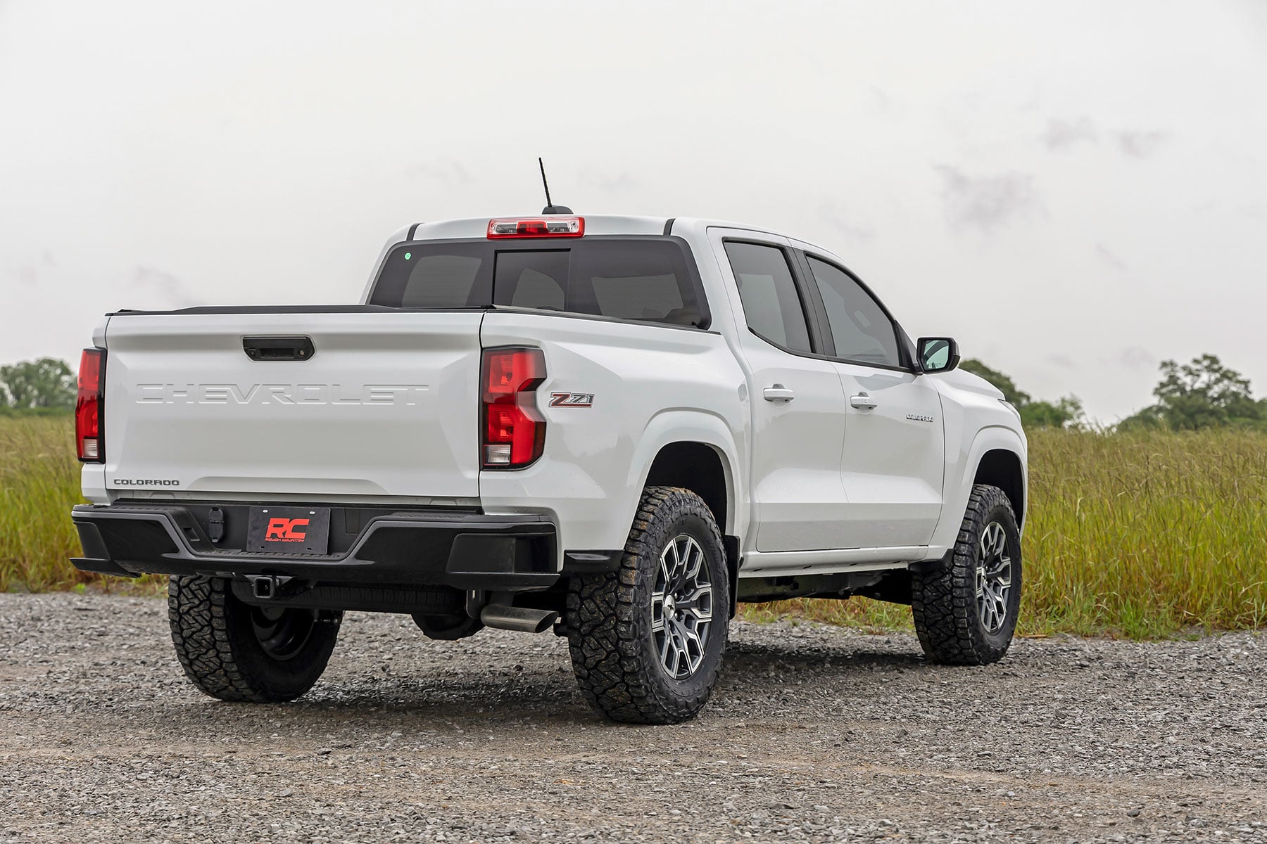Rough Country 1 Inch Leveling Kit | Chevy/GMC Canyon/Colorado  (2023-2026) view 6