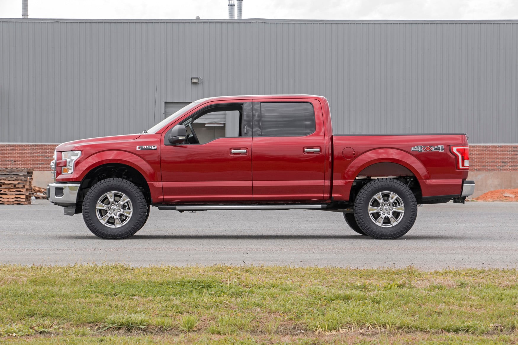 2 Inch Lift Kit | M1 Struts/M1 | Ford F-150 4WD (2014-2020) — view 3