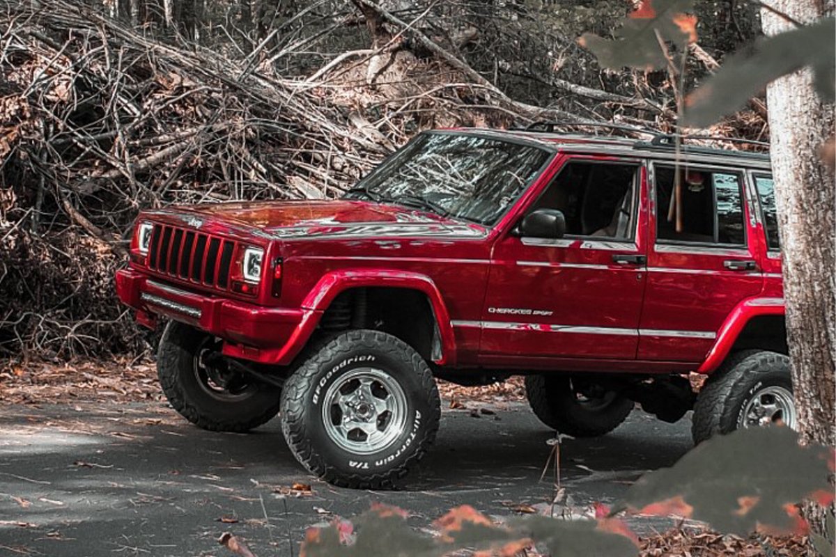 4.5 Inch Lift Kit | RR springs | Jeep Cherokee XJ 2WD/4WD (1984-2001) — view 4