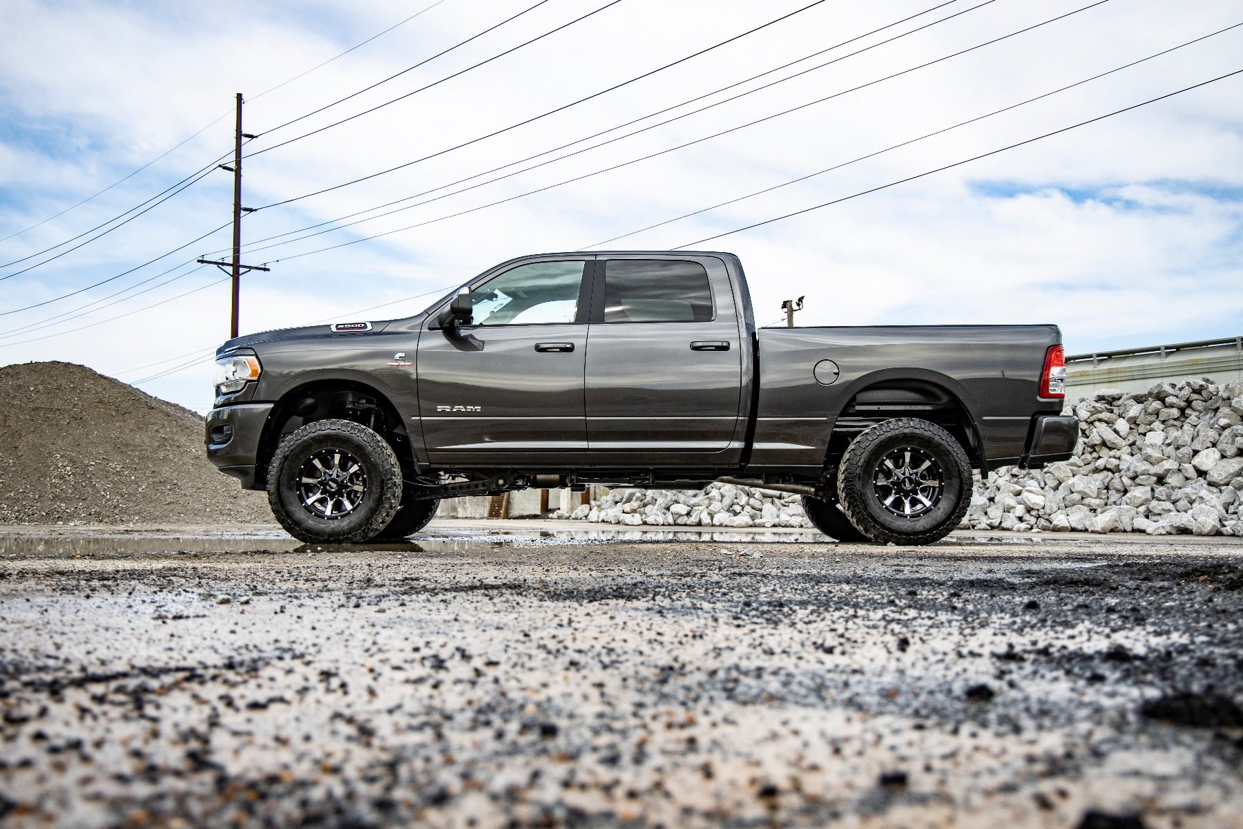 2.5 Inch Leveling Kit | RR Leaf | V2 | Ram 2500 (14-26)/3500 (13-26) — view 4
