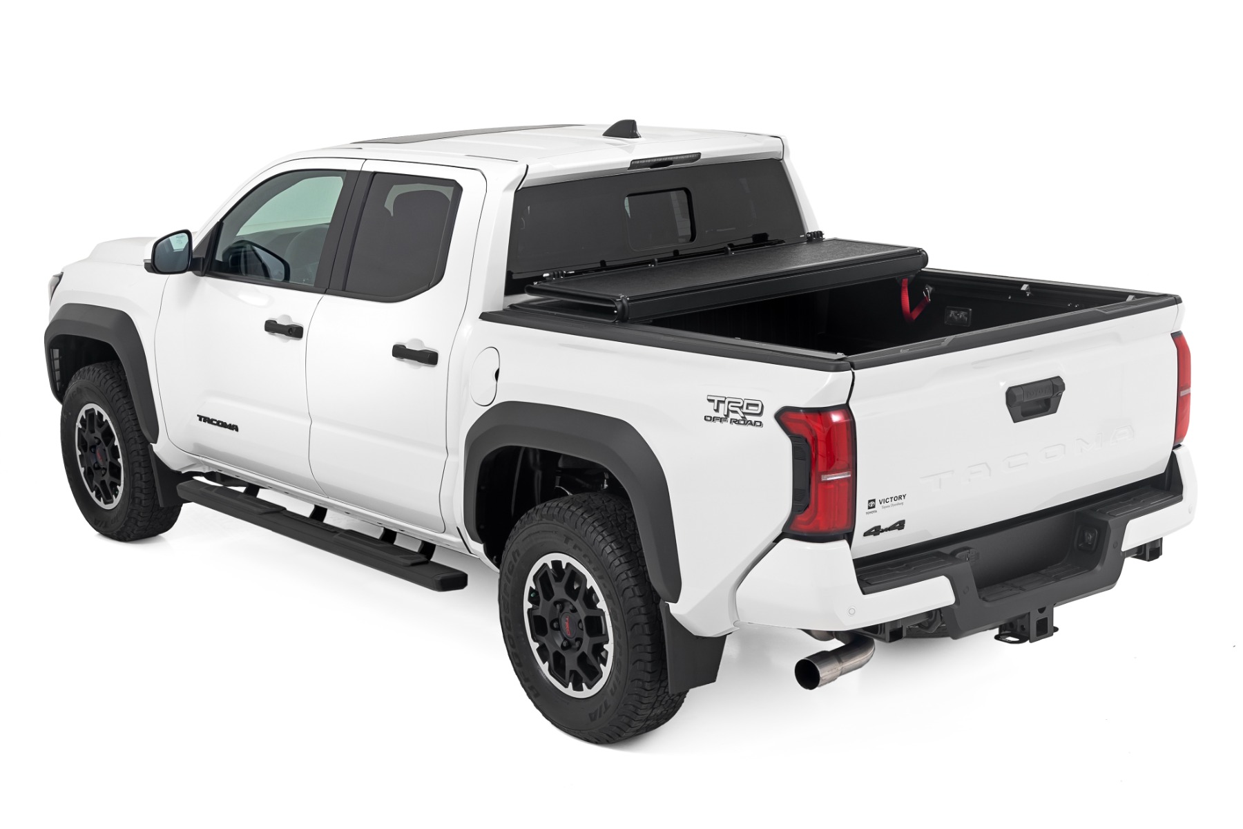Hard Low Profile Bed Cover | 5' Bed | Toyota Tacoma 2WD/4WD (2024-2026) — view 4
