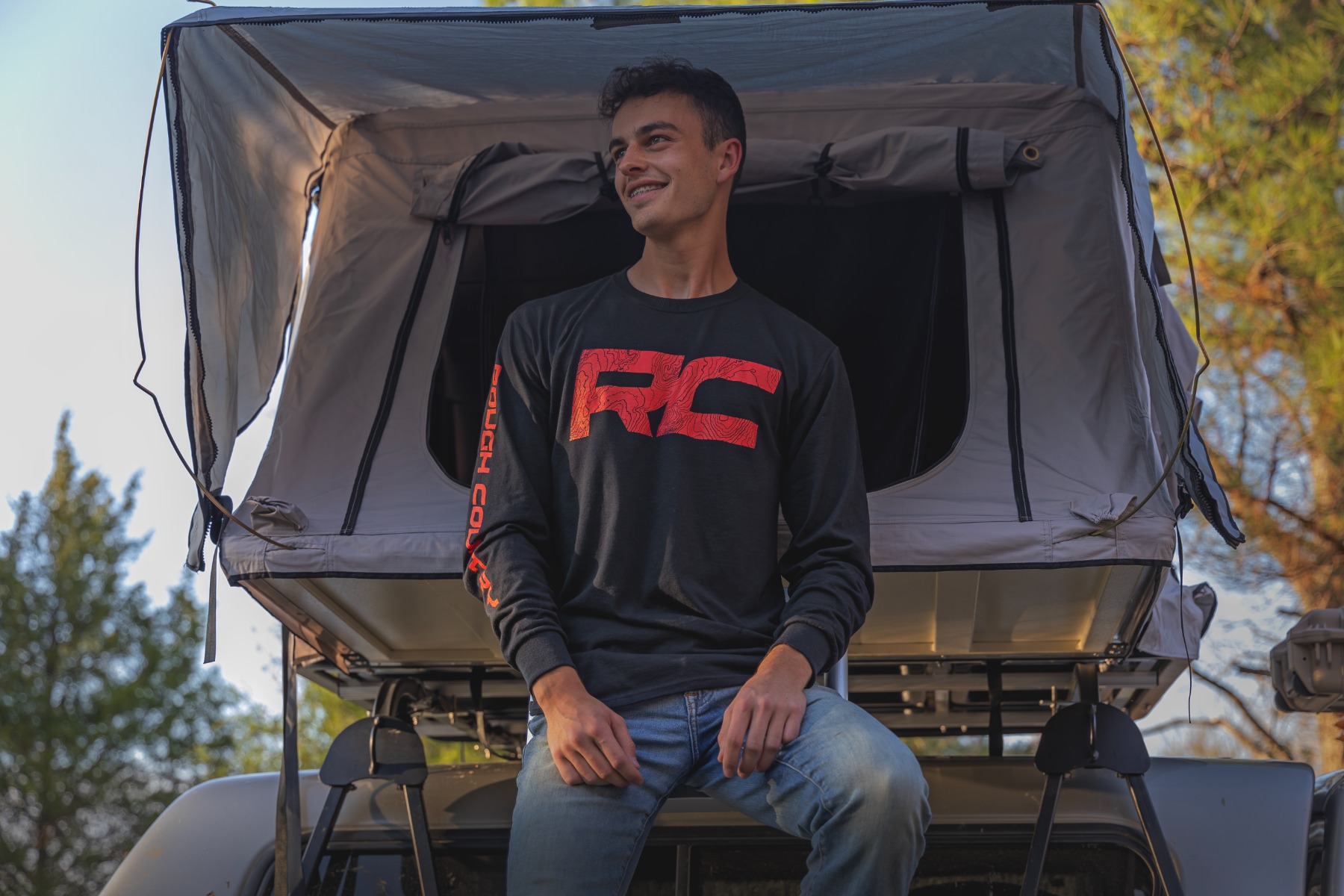 Rough Country Long Sleeve | RC Tread Sleeve | Black| MD — view 5