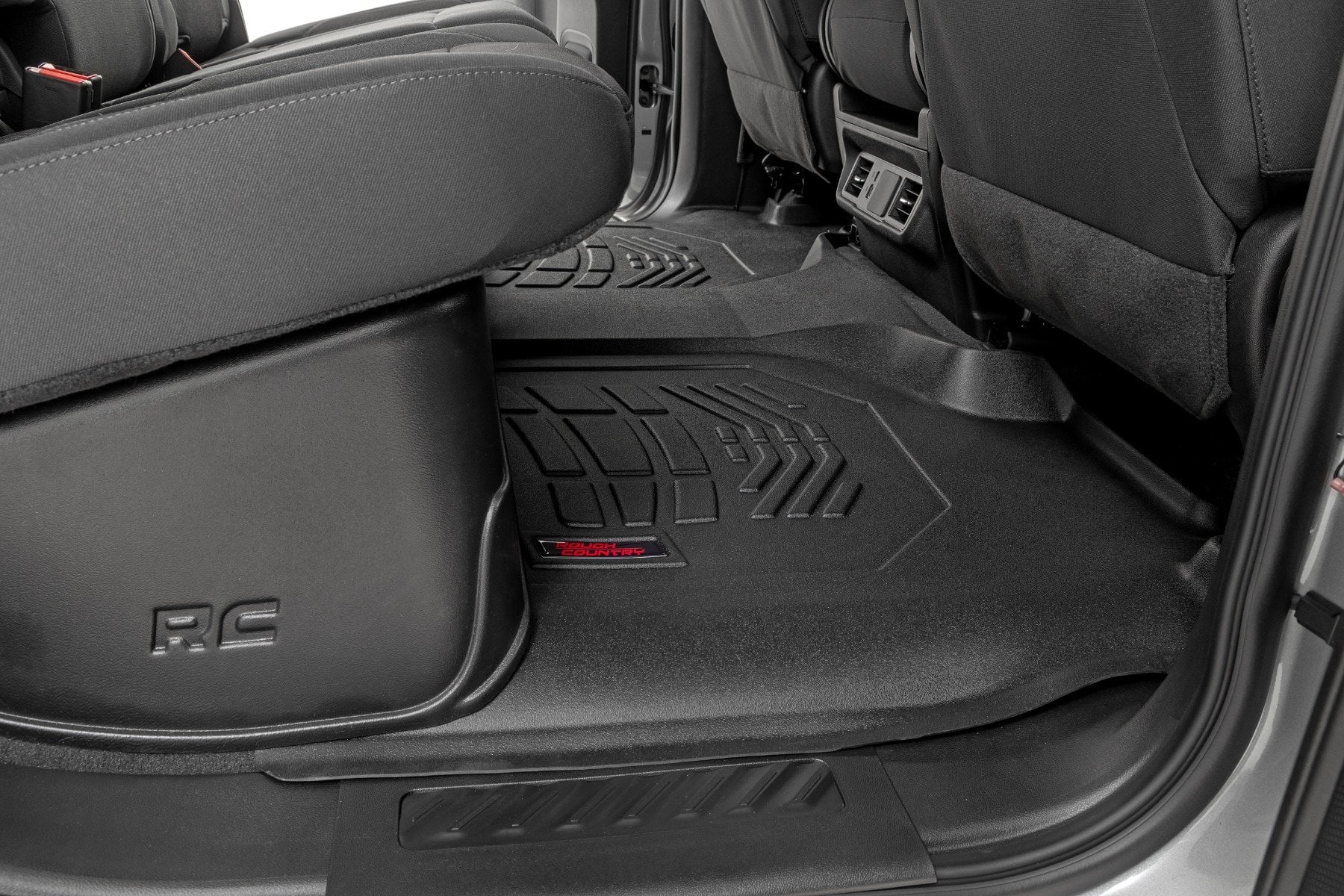Sure-Fit Floor Mats | FR & RR | FR Over Hump | Crew | Chevy/GMC 1500/2500HD/3500HD (19-26) — view 4